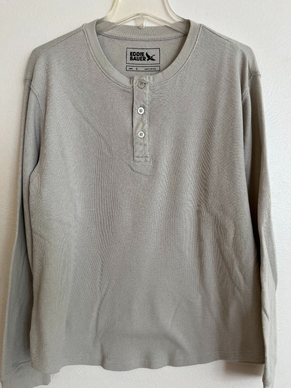 Eddie Bauer Men's Cream Thermal Waffle Knit Long Sleeve Henley Shirt Size L